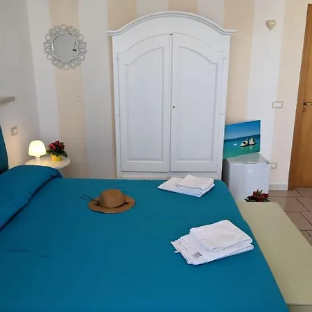 Bed & Breakfast Casa De Mare 3*