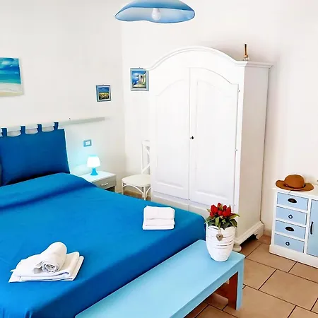 Bed and Breakfast Casa De Mare 3*