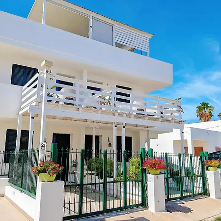 Casa De Mare Bed & Breakfast