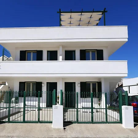 Bed and Breakfast Casa De Mare Lido Marini